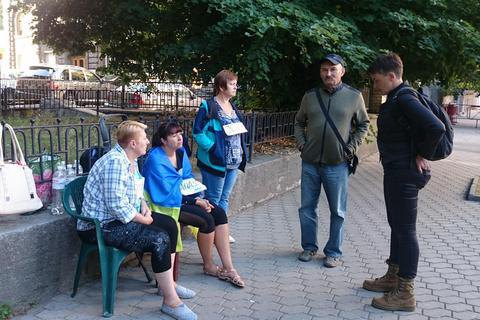 Митинг закончился, а Савченко осталась ночевать под Администрацией президента 