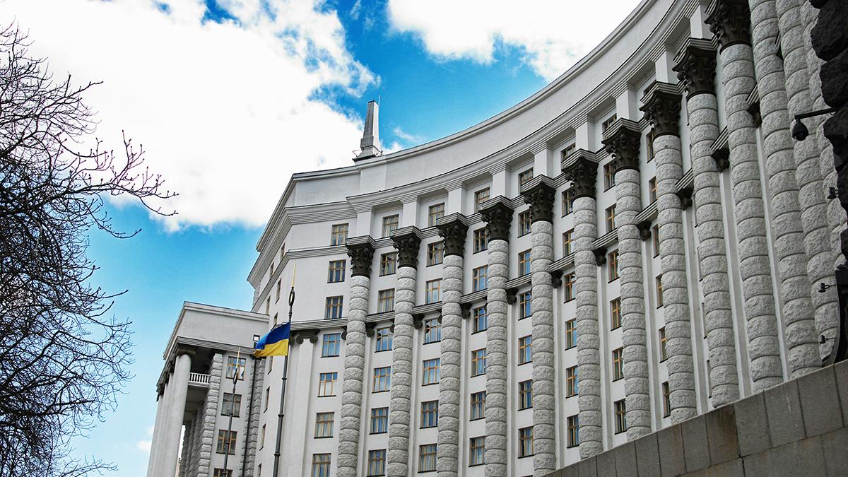 Коронавирус в Украине: Кабмин собирается на экстренное заседание, детали 
