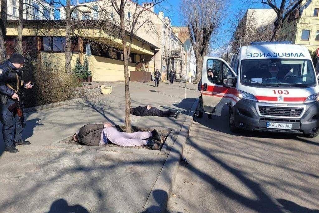 ​В Киеве ликвидированы диверсанты Кадырова - ездили по столице на машине скорой помощи