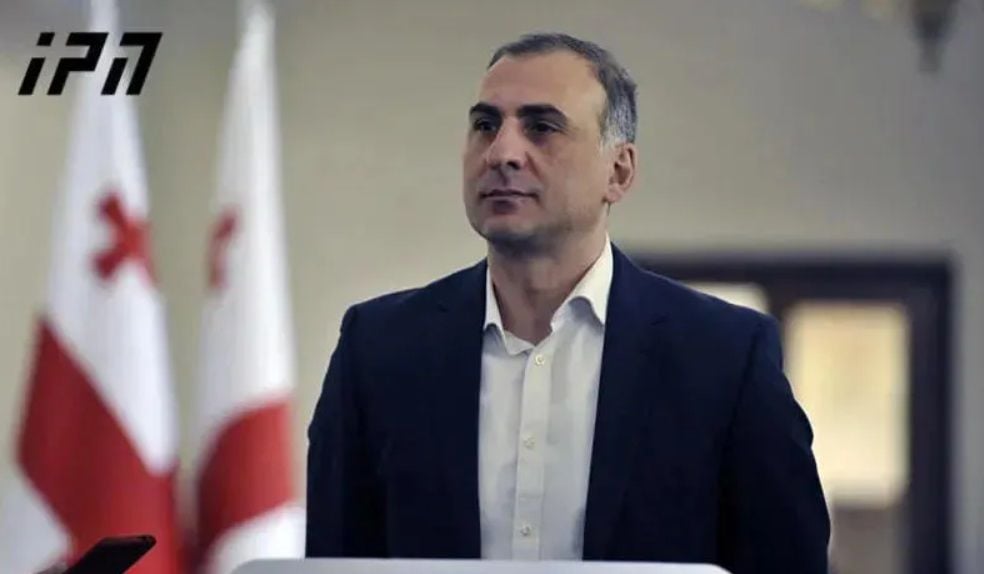 Элисашвили после драки в парламенте Грузии: "Я ударил по русской физиономии Мдинарадзе, пора выходить на улицы"