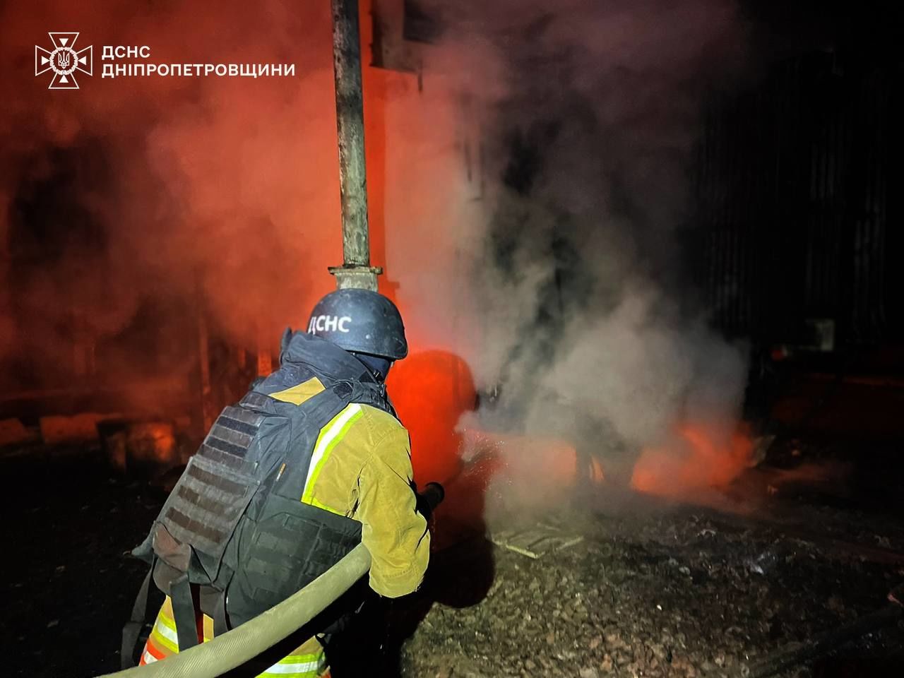 Последствия террора армии РФ на Днепропетровщине: есть пострадавшие среди мирных жителей и спасателей