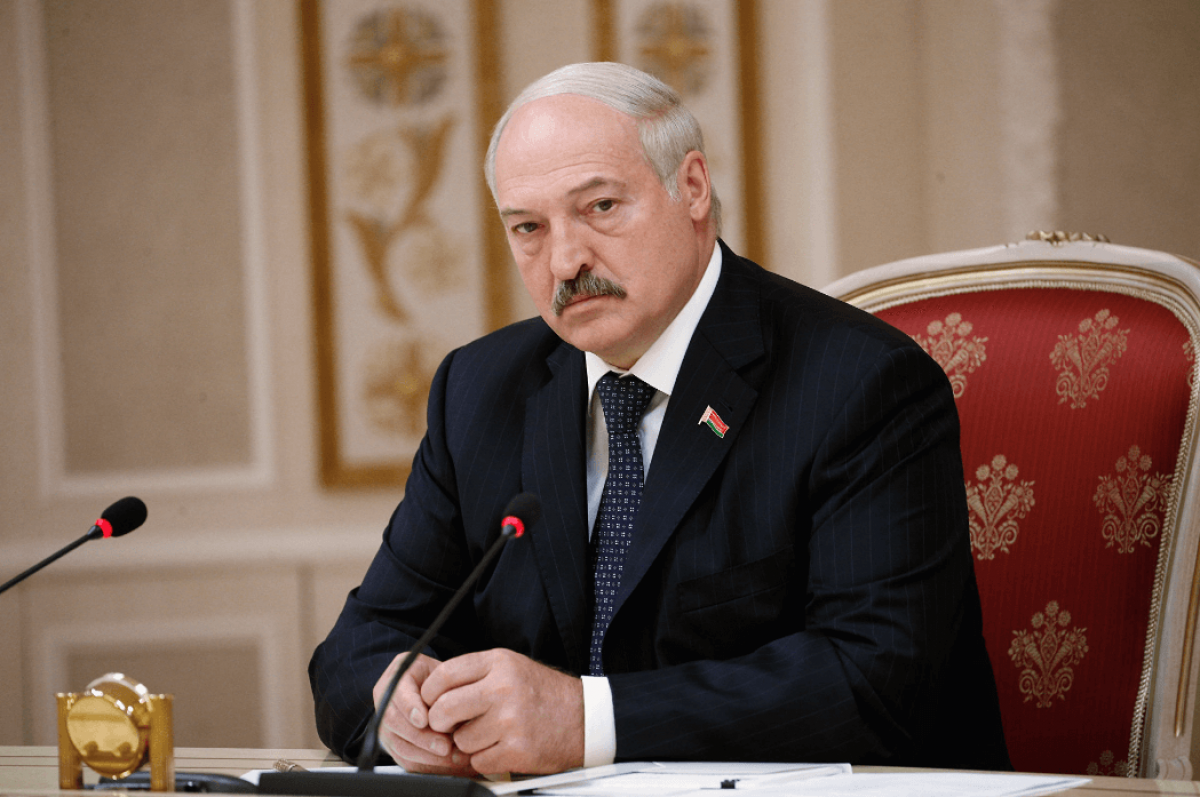Эксперт о планах Лукашенко: "Режим "Крепость" включен"