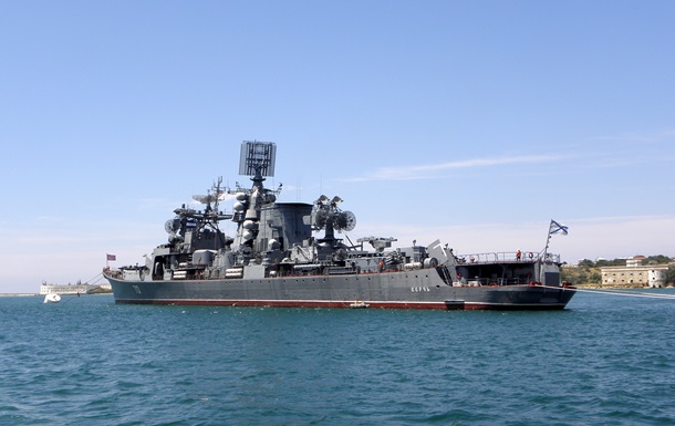​В Крыму на военном корабле России случился пожар