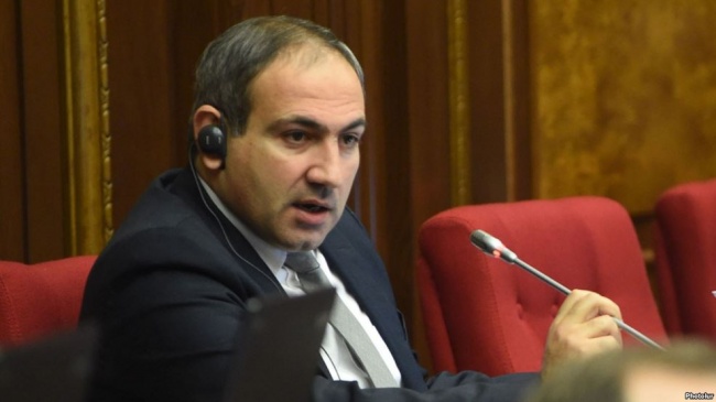 Парламент Армении "провалил" голосование за нового премьера: стало известно, сколько голосов дали Пашиняну