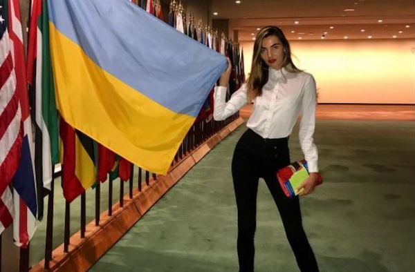 ​Новая подружка оскароносного Леонардо Ди Каприо украинка Байкова порадовала соцсети патриотичным фото, - кадры