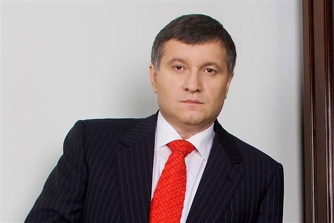 ​Аваков не подтвердил информацию о пересечении российской техники границы с Украиной