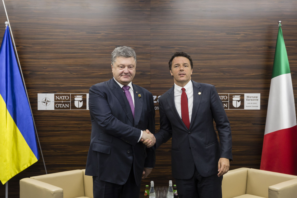 Премьер-министр Италии Маттео Ренци поддержал Украину и высказался за сохранение антироссийских санкций