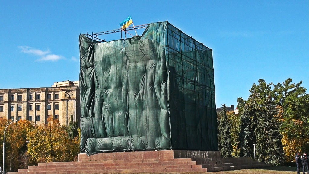 В Харькове памятник Ленину заменят на фонтан со стелой