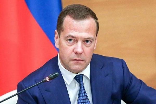 Медведев нервно отреагировал на предложение вернуть Крым
