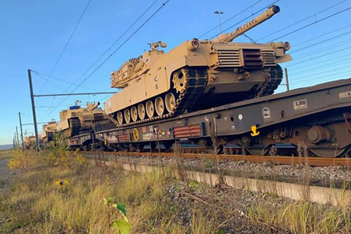 ​Танковая армада США с 5 000 военных переброшена в Европу - восточный фланг НАТО защищен от России
