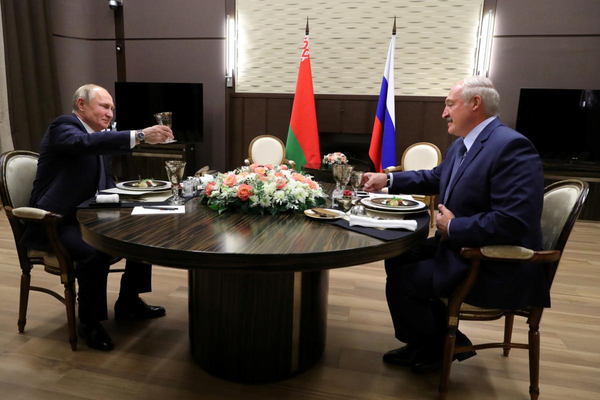 Россия объявила Белоруссии экономическую "войну" - ситуация между странами переходит в горячую фазу