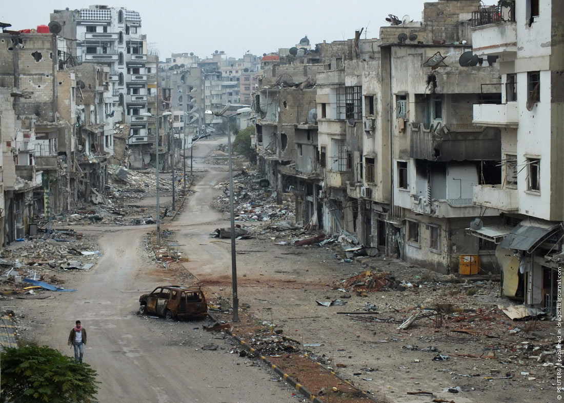 Сириец заснял руины своего города после налета российской авиации 