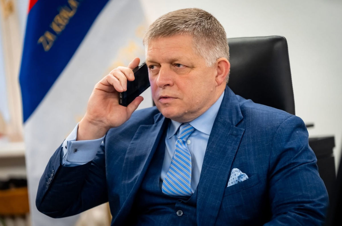 Нова позиція Фіцо щодо України є "неприємним сюрпризом" для Кремля – Politico
