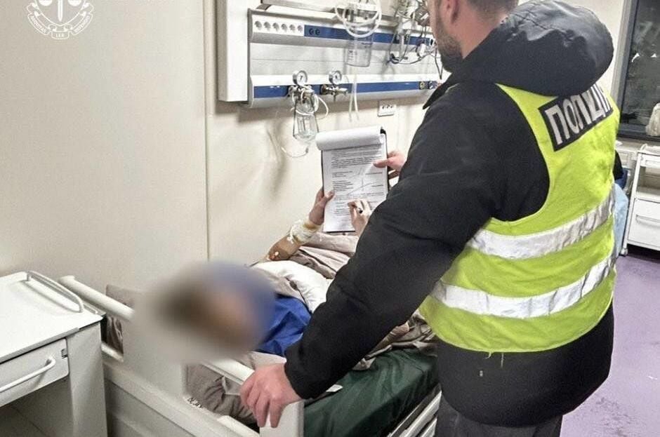 У Києві 14-річного підлітка підозрюють у замаху на вбивство вчительки й однокласника