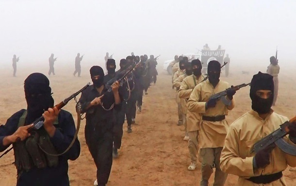 Руководство террористов ИГИЛ в панике после побед иракской армии: боевики массово бегут из Мосула в Сирию 