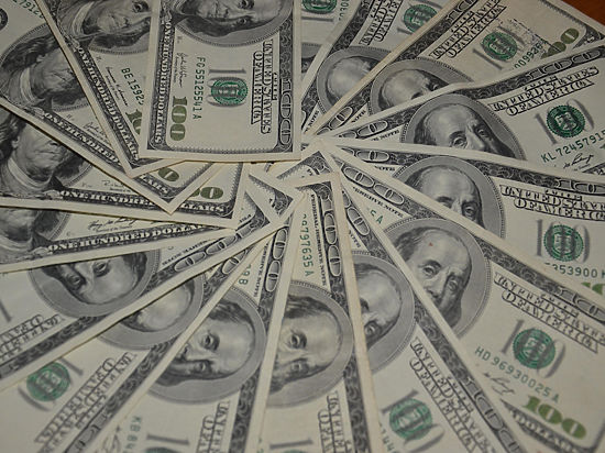 Россия прощала миллиардные долги всем, кроме Украины: Казанский уличил Кремль во лжи о "братских народах"