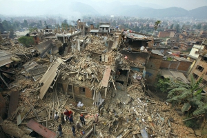 Невероятно, но факт: спустя неделю после землетрясения в Непале под завалами нашли 101-летнего мужчину