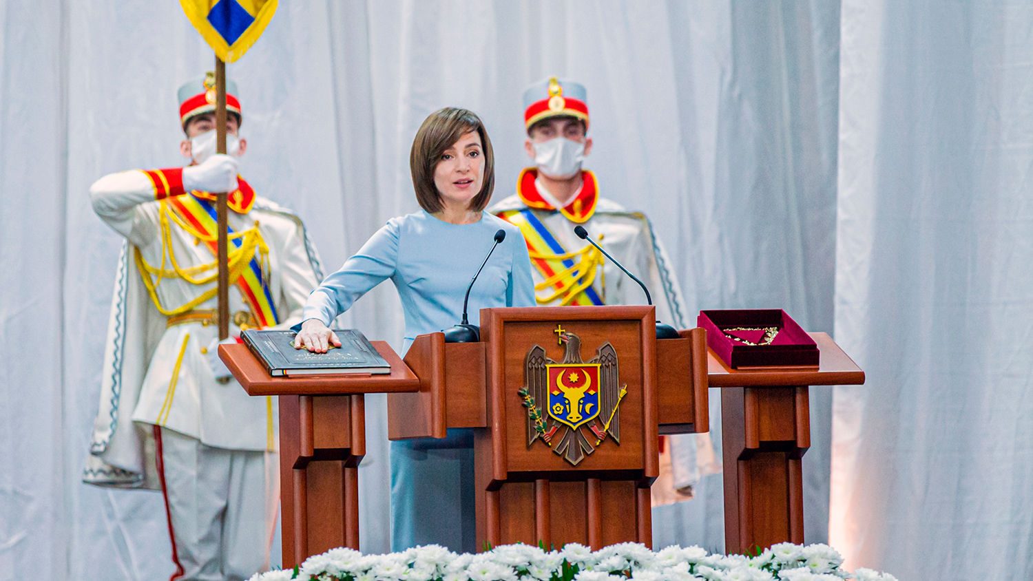 Майя Санду на инаугурации заговорила на украинском языке