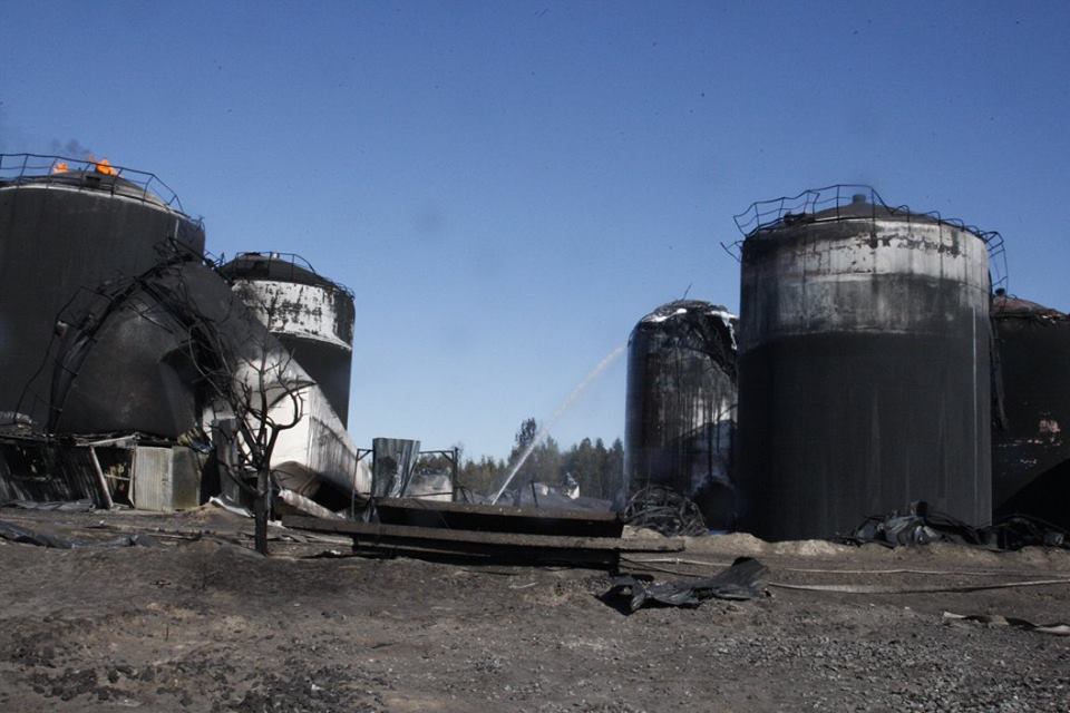 Нефтебаза в Василькове практически выгорела: фото последствий пожара