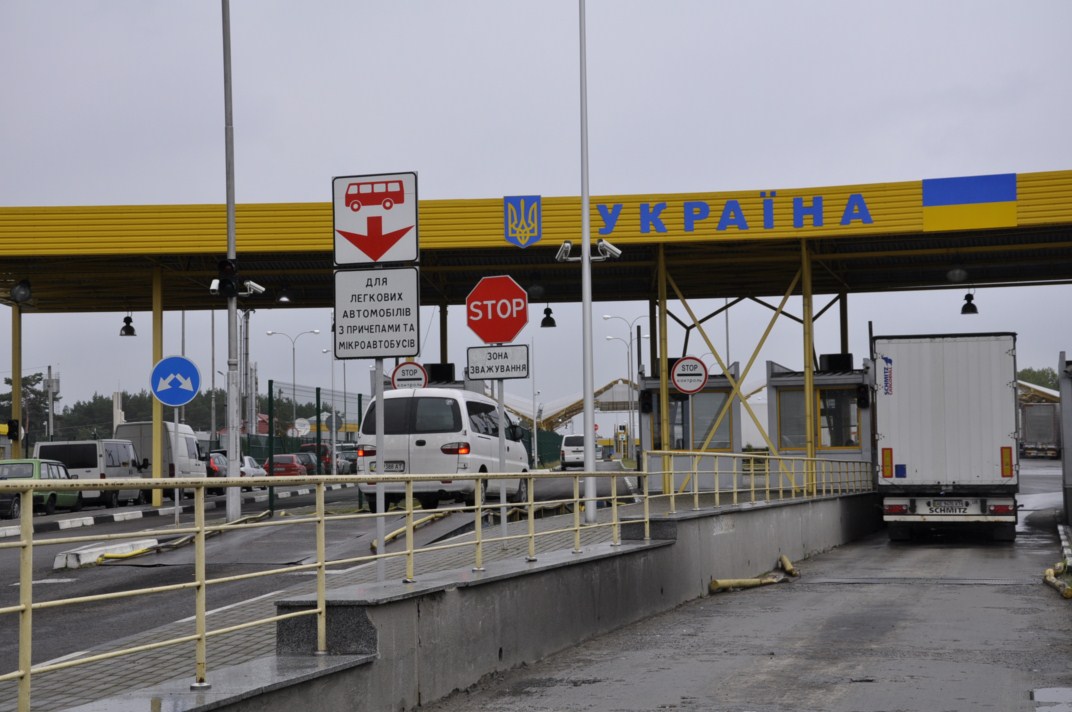 Дипломаты РФ попытались вывезти из Украины команду арестованного крымского судна “Норд”: пограничники завернули нарушителей