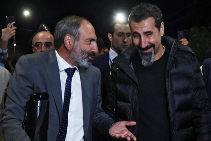 Серж Танкян прибыл в Армению, чтобы выступить в поддержку оппозиции - сенсационные кадры