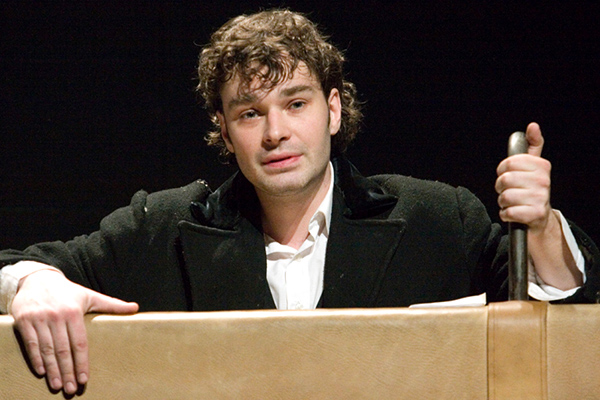 В Москве актер Степан Морозов покончил жизнь самоубийством