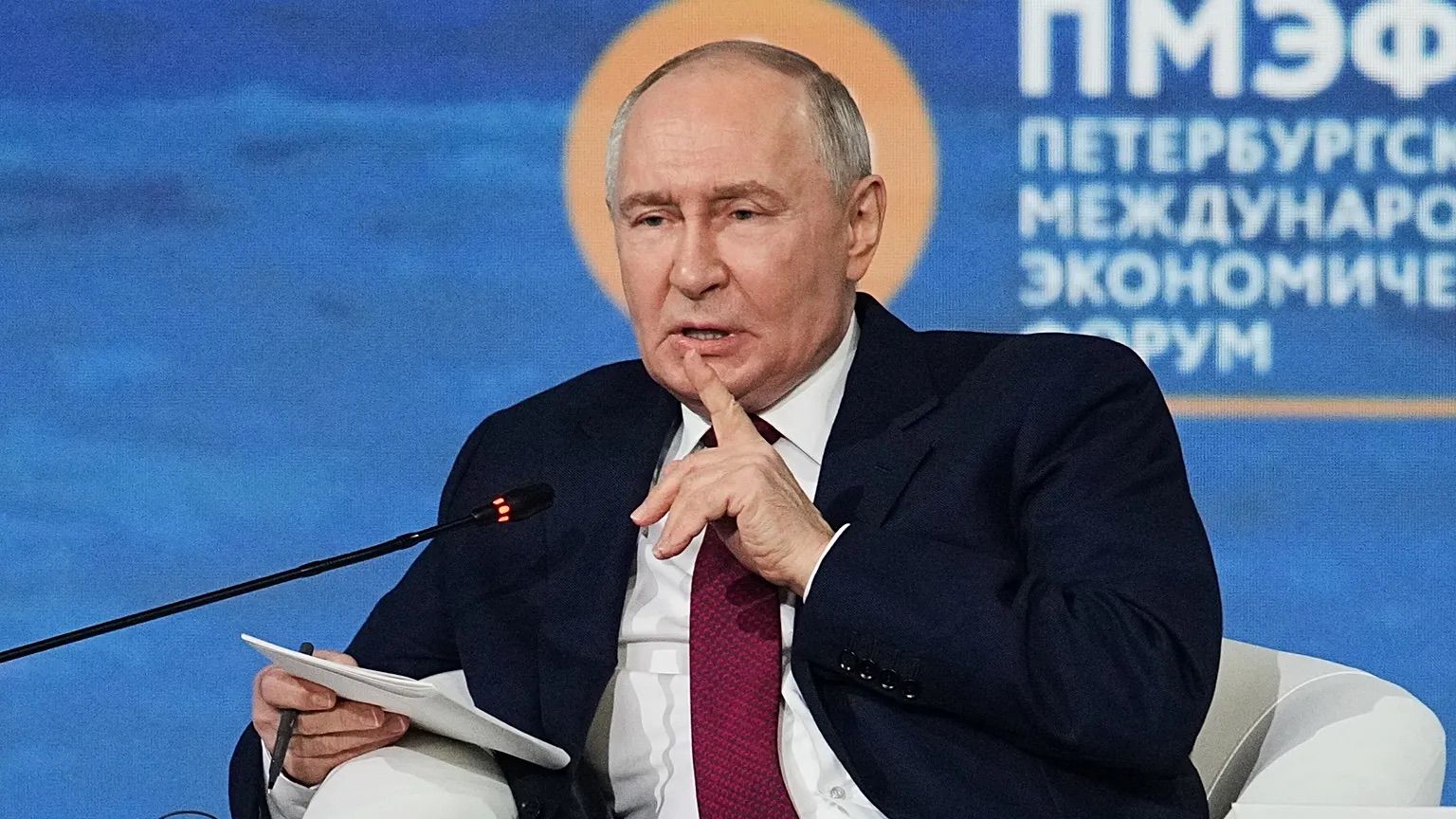 Стало известно, когда в РФ введут военное положение