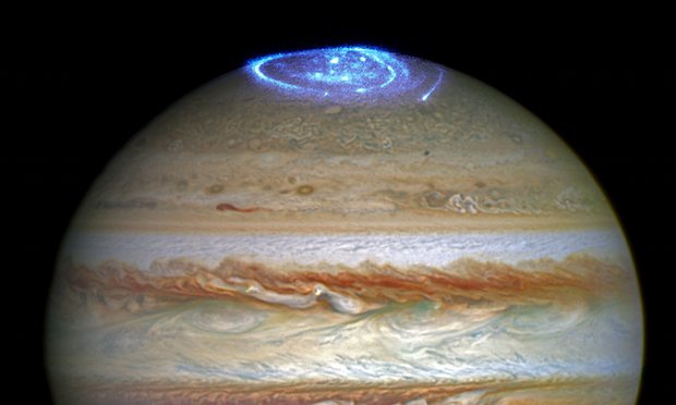 Почему "сияют" полюса Юпитера: группа астронавтов дала ответ на причины удивительного атмосферного феномена