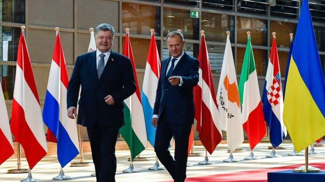 ЕС принял важное решение об антироссийских санкциях: Порошенко сообщил хорошую для Украины новость