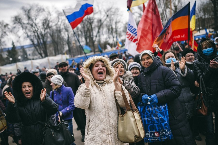 В Москве уже не "любят" "братьев" из Донбасса: ситуация находится в катастрофическом тупике, "республики" "едят" слишком много денег, - эксперт