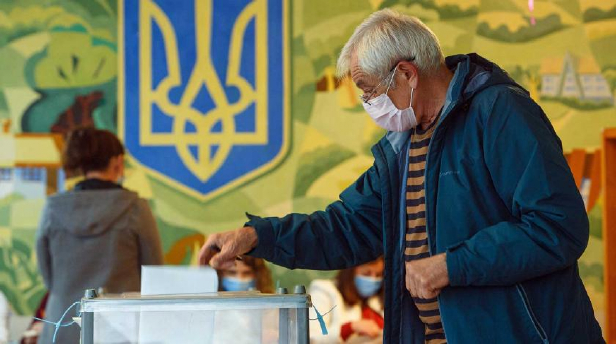 Портников об опасности, которая ждет Украину после выборов: что значит поражение "слуг народа"