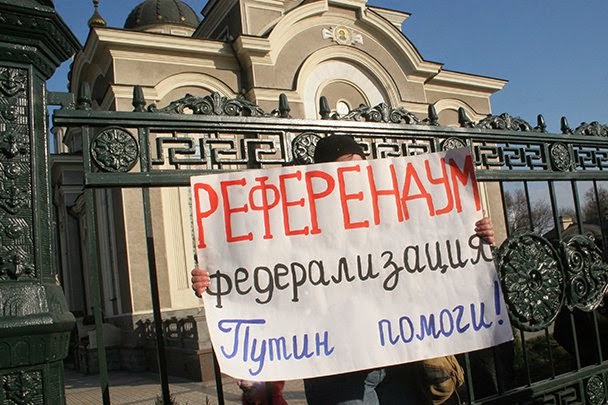 Мы и не там, и не там, будущего никакого нет: организатор "референдума" в "ДНР" приговорила и Захарченко, и его "республику"
