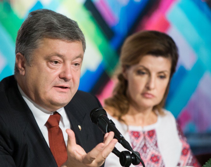 "Мы защищаем Украину!" - Порошенко по-честному ответил сразу Румынии, Молдове и Венгрии по поводу "языкового скандала"