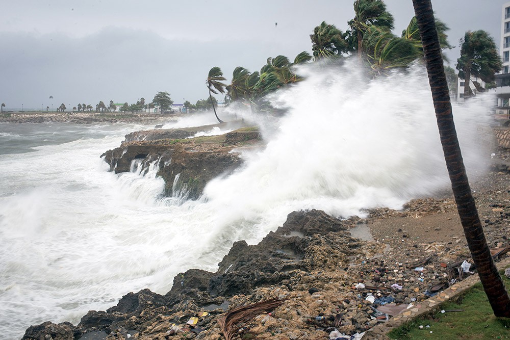 К США мчится ураган "Мэтью": разрушительная стихия ударит по восточному побережью страны