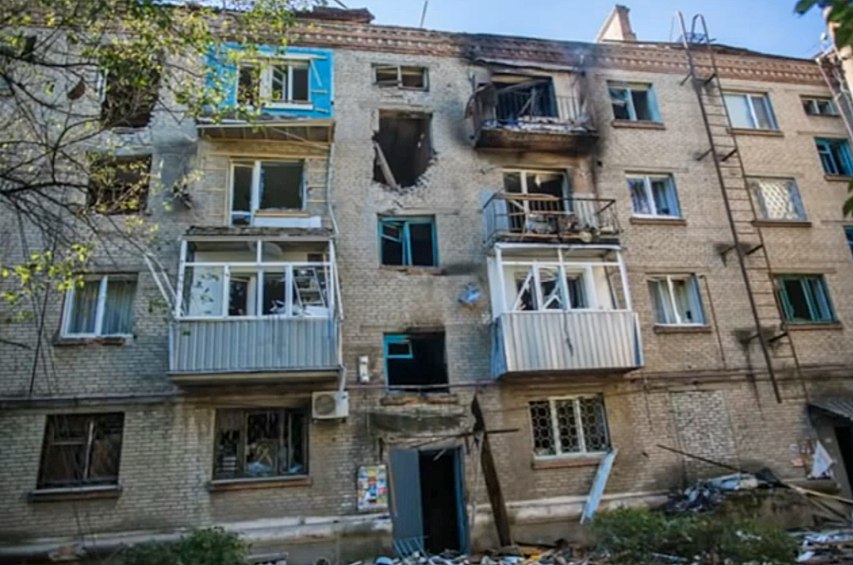 Горсовет Луганска: город 14-й день без электричества, воды и связи