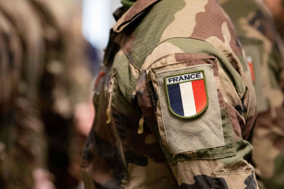 ​Сигнал Путину: глава Генштаба Франции заявил о готовности сформировать дивизию из 20 000 солдат за месяц