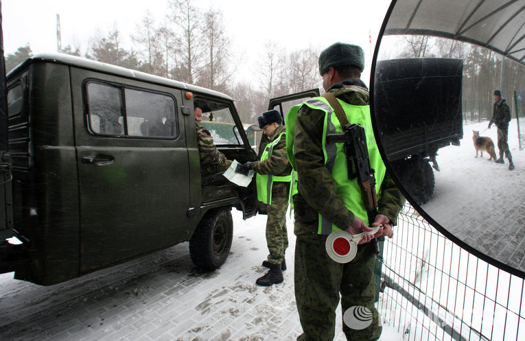 В Украине опровергли "лживую новость о прошении убежища у России украинским солдатом"