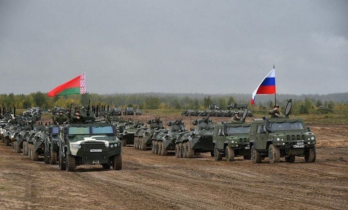 В Беларусь прибыли эшелоны российской техники – пограничники оценили вероятность угрозы