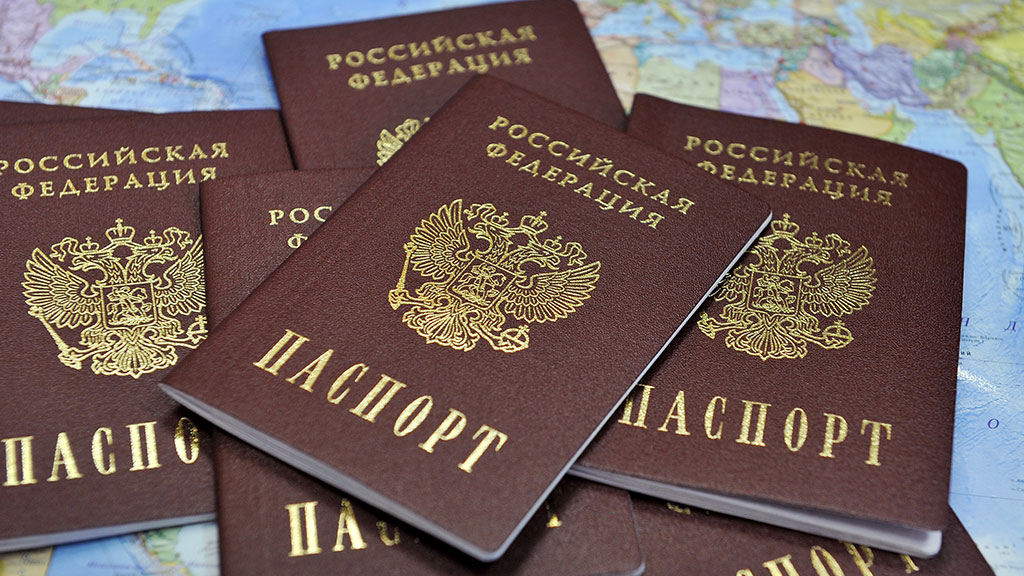 "Вас ожидает спецпроверка", - пресс-секретарь госпредприятия "Документ" Полищук рассказал, как жителям ОРДЛО и аннексированного Крыма получить биометрический паспорт