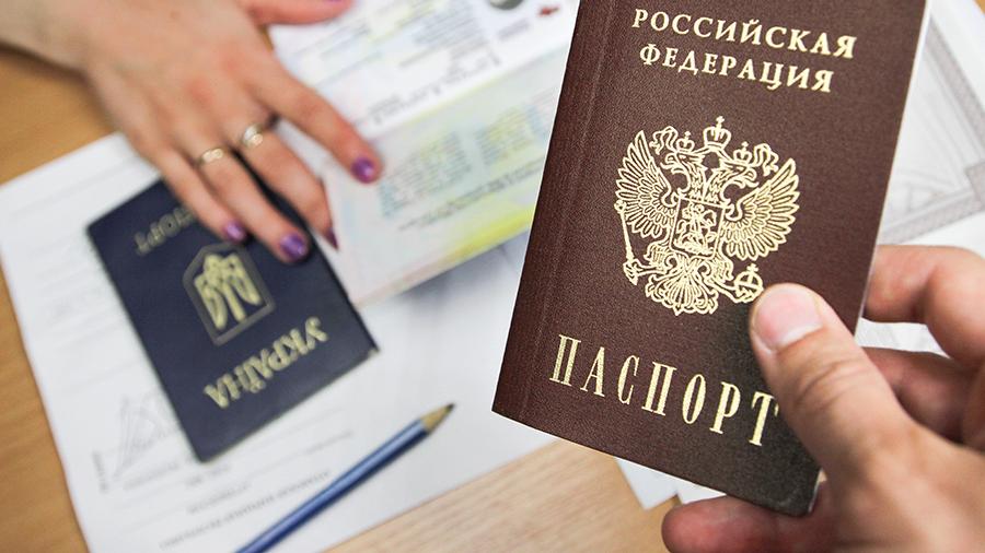 Кремль придумал новую уловку с российскими паспортами для Украины – подробности 