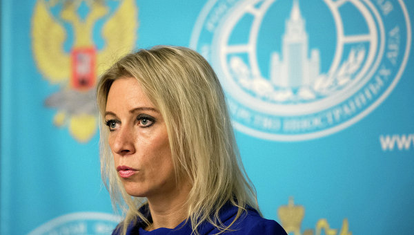 Любительница "страшных селфи" не может успокоиться: Захаровой не нравятся антироссийские акции в Литве