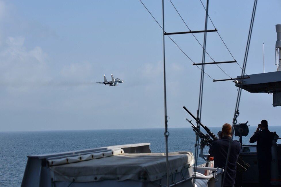 ​"Опасное поведение", - истребители РФ провоцировали фрегат ВС Нидерландов в Черном море