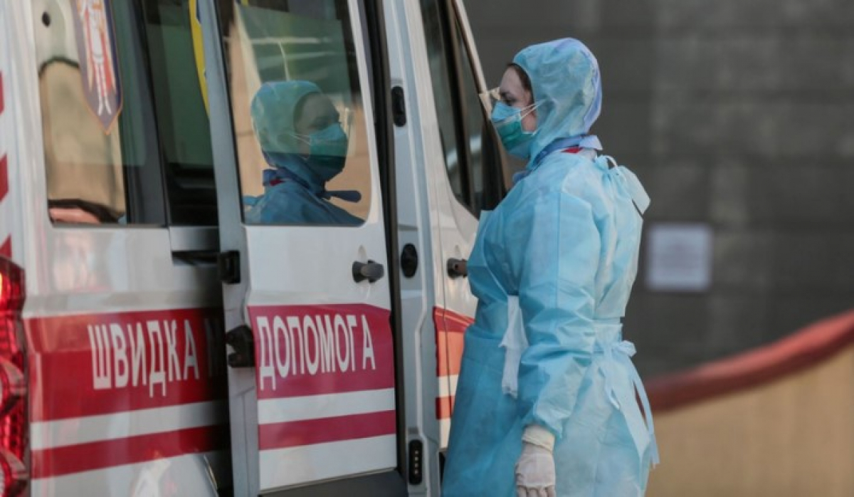В Киеве в интернате для девочек вспышка коронавируса: инфицировались более 80 человек 