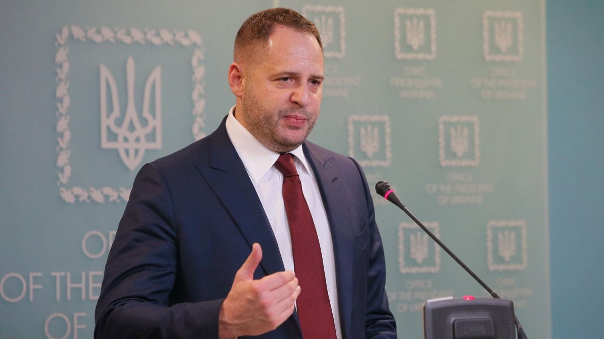 "Полное содействие", – Ермак подтвердил обыски НАБУ у него в квартире