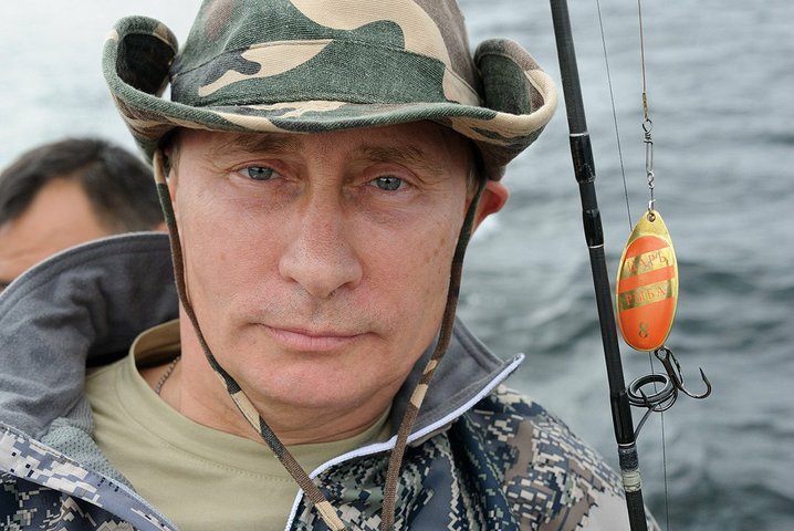 Старик и море: в Кремле рассказали, с каким неистовым азартом Путин гонялся за щукой под водой в Сибири, чтобы ее подстрелить