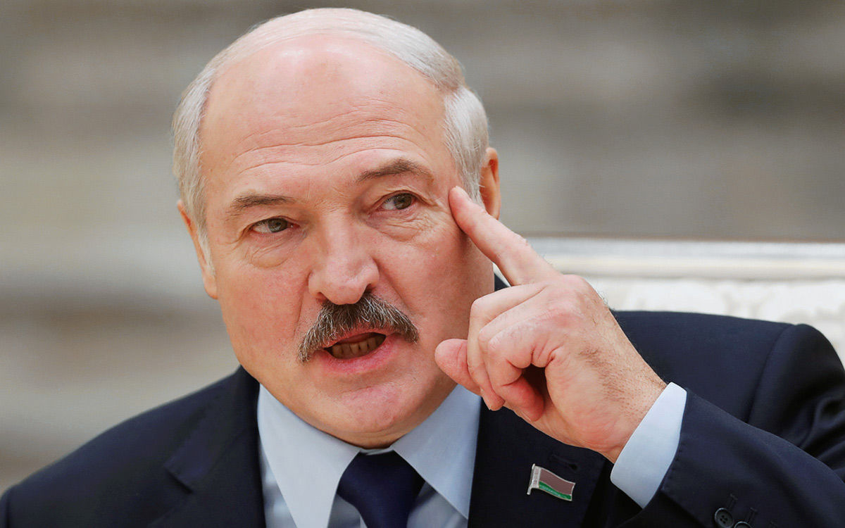 "Потребует от Путина..." – Пионтковский спрогнозировал действия Лукашенко в обозримом будущем