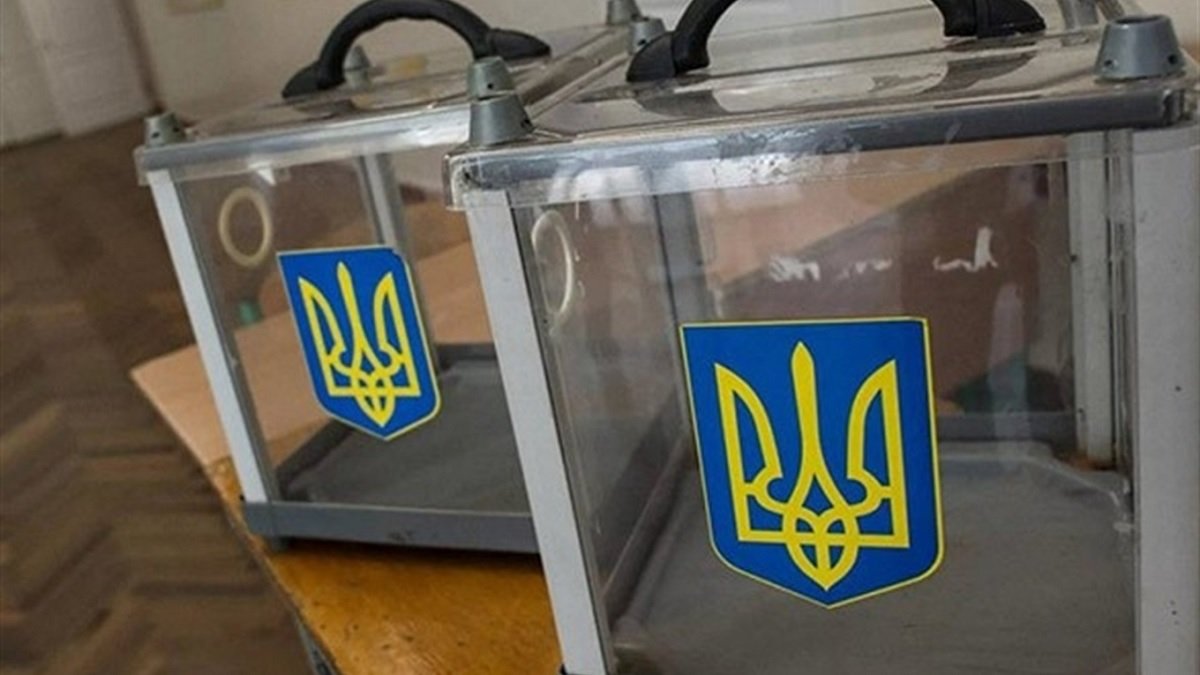 Перенос местных выборов: у Зеленского и в ЦИК дали пояснения