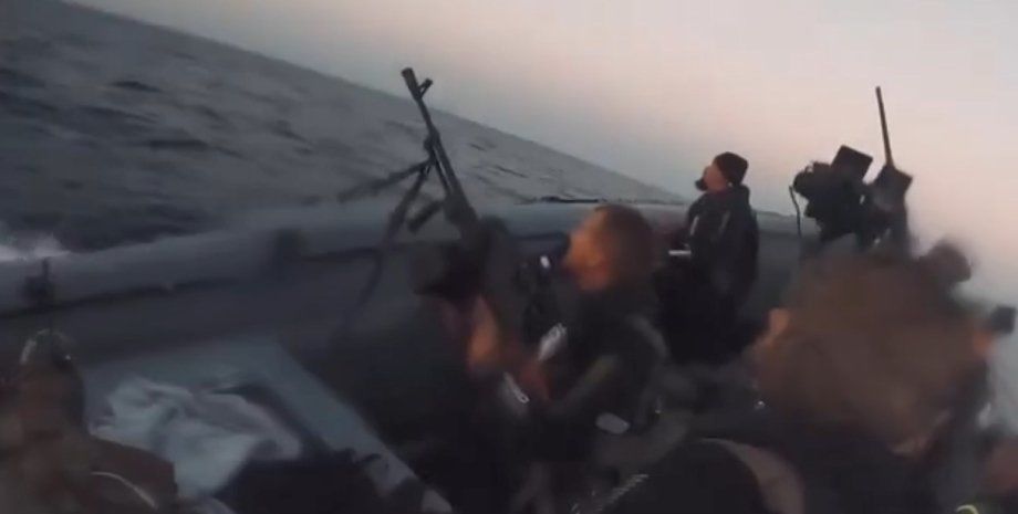 В ГУР показали уникальные кадры подготовки и осуществления рейдов спецназовцев в оккупированный Крым