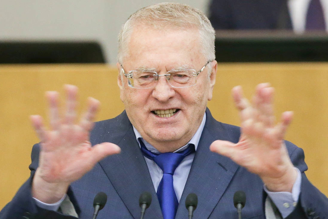 ​"Слетаются к границе", - Жириновский сделал заявление о разведении войск, ВСУ в опасности