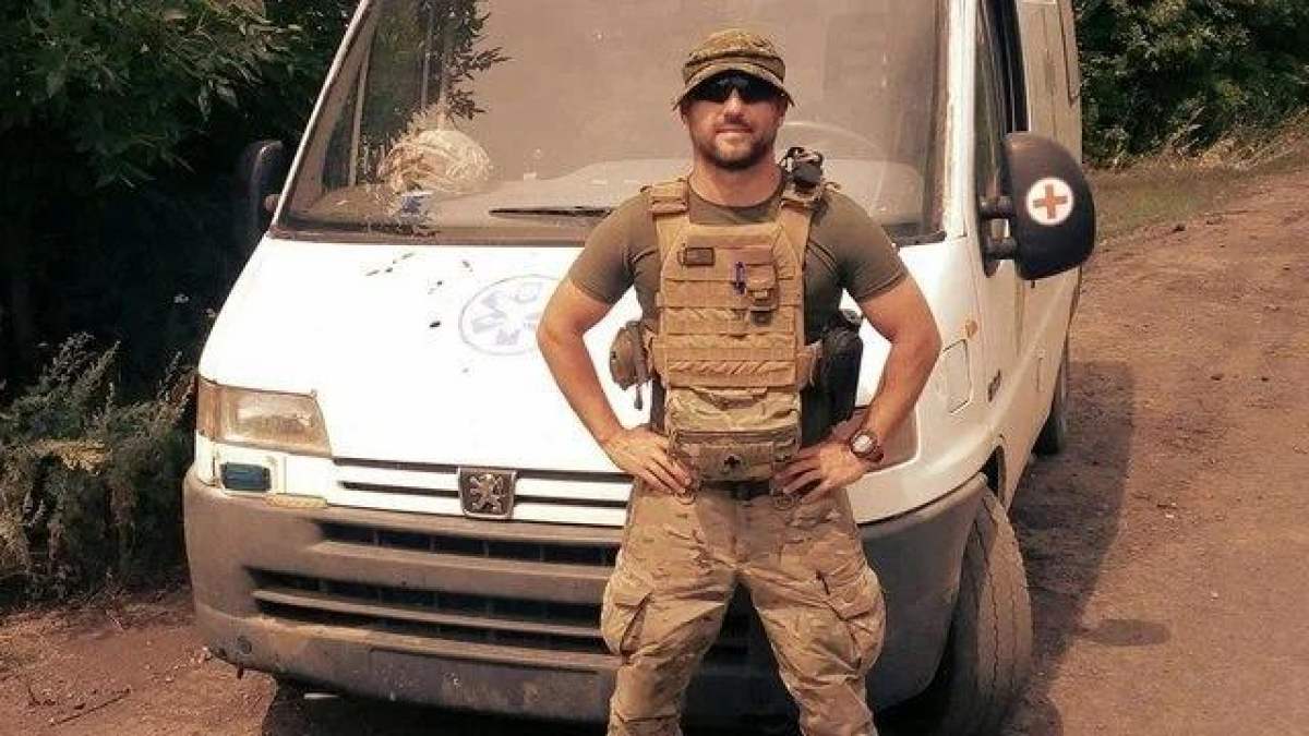 Боевики "ДНР" передали Украине тело расстрелянного под Горловкой медика Илина - первые подробности 